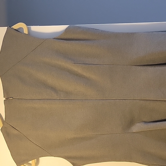 Calvin Klein gray sheath dress, EUC🎉🎊 - Picture 11 of 13